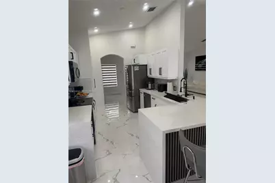 16911 NW 87th Ct, Miami Lakes, FL 33018 - Photo 5