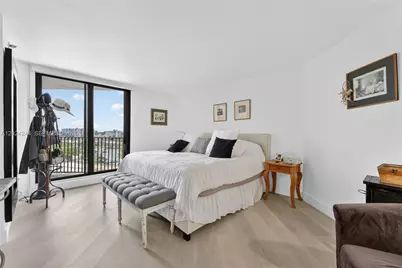 300 Three Islands Blvd #710, Hallandale Beach, FL 33009 - Photo 11