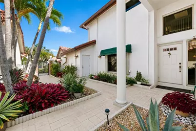 21718 Club Villa Ter, Boca Raton, FL 33433 - Photo 3