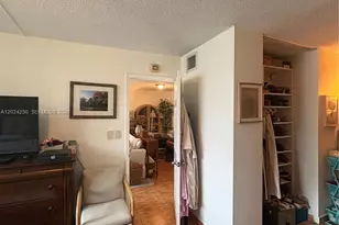 3551 NE 169th St, North Miami Beach, FL 33160 - Photo 17