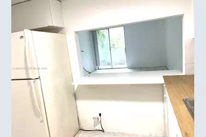 10000 NW 80 Ct #2225, Hialeah Gardens, FL 33016 - Photo 5