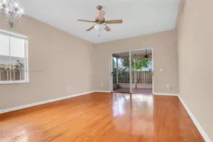 13964 N Cypress Cove Cir, Davie, FL 33325 - Photo 13