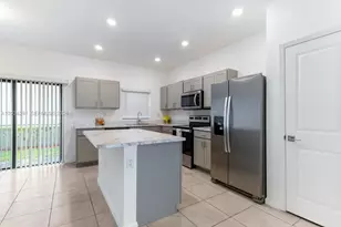 1170 SW 7th Ct, Florida City, FL 33034 - Photo 9