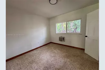 8440 NE 1st Ave #5, Miami, FL 33138 - Photo 7