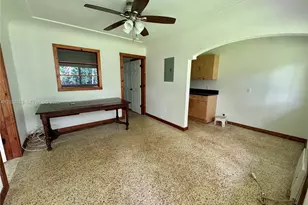 8440 NE 1st Ave, Miami, FL 33138 - Photo 21