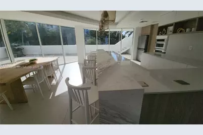 5900 Collins Ave #404, Miami Beach, FL 33140 - Photo 43