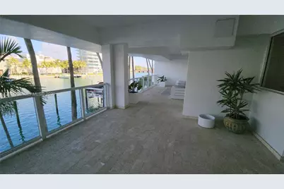 5900 Collins Ave #404, Miami Beach, FL 33140 - Photo 53