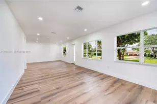264 Navajo St, Miami Springs, FL 33166 - Photo 23