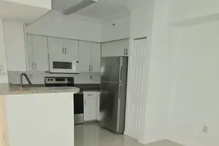 220 SW 116th Ave, Pembroke Pines, FL 33025 - Photo 1