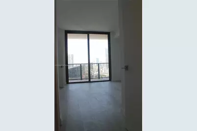45 SW 9th St #2109, Miami, FL 33130 - Photo 5