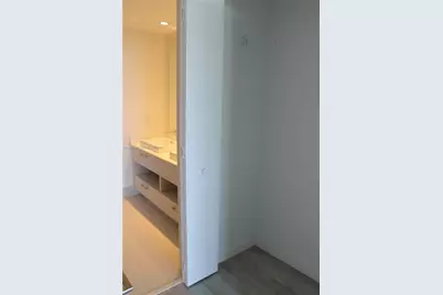 45 SW 9th St #2109, Miami, FL 33130 - Photo 15