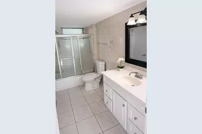 5495 NW 10th Ct #104, Plantation, FL 33313 - Photo 7