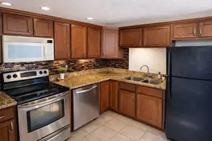 5495 NW 10th Ct, Plantation, FL 33313 - Photo 3