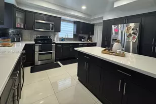11235 NW 62nd Ave, Hialeah, FL 33012 - Photo 7