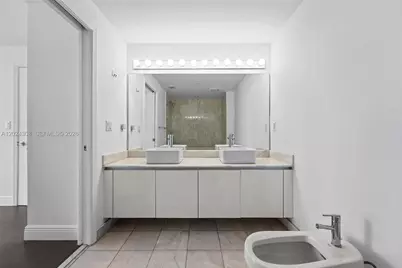 601 NE 36th St #2710, Miami, FL 33137 - Photo 9