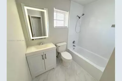215 NW 25th St #6, Wilton Manors, FL 33311 - Photo 9