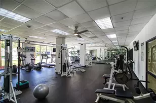 19370 Collins Ave, Sunny Isles Beach, FL 33160 - Photo 21