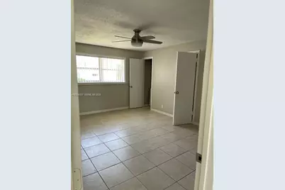 588 Holly Dr #B, Palm Beach Gardens, FL 33410 - Photo 5