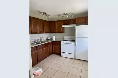 588 Holly Dr #B, Palm Beach Gardens, FL 33410 - Photo 3