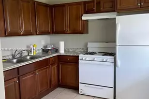 588 Holly Dr, Palm Beach Gardens, FL 33410 - Photo 3