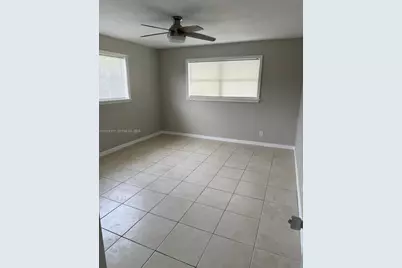 588 Holly Dr #B, Palm Beach Gardens, FL 33410 - Photo 5