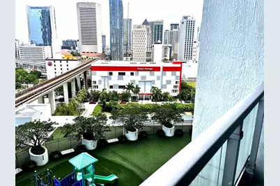 90 SW 3rd St #1409, Miami, FL 33130 - Photo 5
