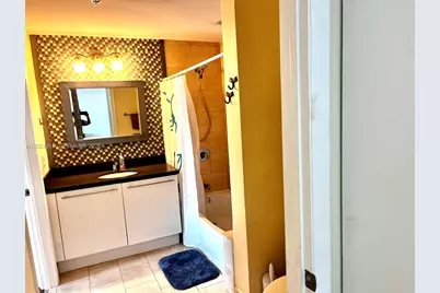 90 SW 3rd St #1409, Miami, FL 33130 - Photo 15