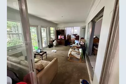 8001 NW 3rd Pl, Margate, FL 33063 - Photo 5