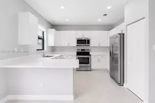 20478 NW 4th Ct, Miami Gardens, FL 33169 - Photo 5