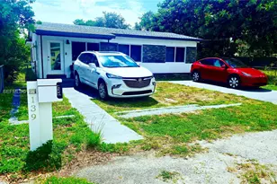 139 NW 14th Way, Dania Beach, FL 33004 - Photo 25