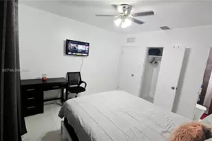 139 NW 14th Way, Dania Beach, FL 33004 - Photo 21