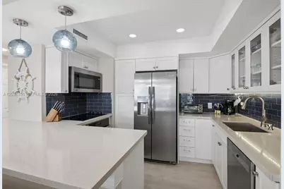 3505 S Ocean Dr #817, Hollywood, FL 33019 - Photo 5