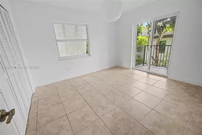6815 Edgewater Dr #201, Coral Gables, FL 33133 - Photo 15