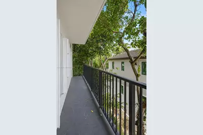 6815 Edgewater Dr #201, Coral Gables, FL 33133 - Photo 19