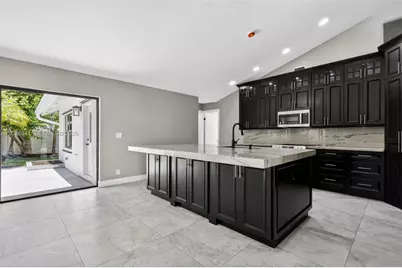 9654 Sun Pointe Drive, Boynton Beach, FL 33437 - Photo 17