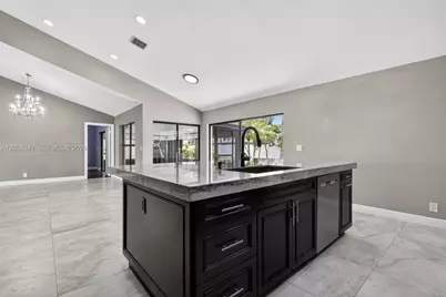 9654 Sun Pointe Drive, Boynton Beach, FL 33437 - Photo 21