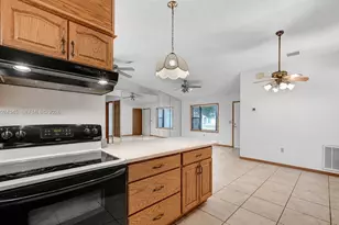 112 SE Vin Rose Circle, Palm Bay, FL 32909 - Photo 17