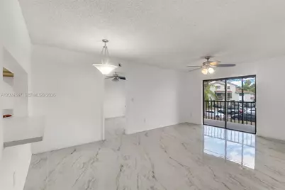 9728 Hammocks Blvd #202-27, Miami, FL 33196 - Photo 3