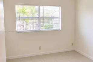274 SW 9th St, Dania Beach, FL 33004 - Photo 11
