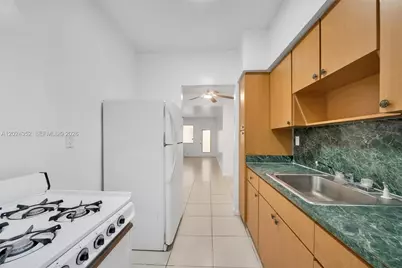 934 Meridian Ave #7, Miami Beach, FL 33139 - Photo 21