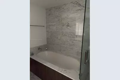 1000 Brickell Plz #2108, Miami, FL 33131 - Photo 41