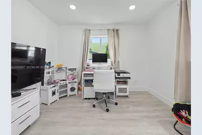 16912 SW 107th Pl, Miami, FL 33157 - Photo 27