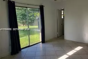 9401 SW 181st St, Palmetto Bay, FL 33157 - Photo 13