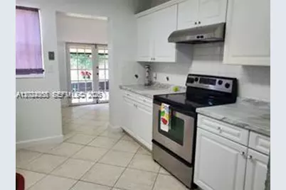 9401 SW 181st St, Palmetto Bay, FL 33157 - Photo 5