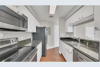 2475 Brickell Ave #2501, Miami, FL 33129 - Photo 15