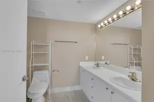 2475 Brickell Ave, Miami, FL 33129 - Photo 25