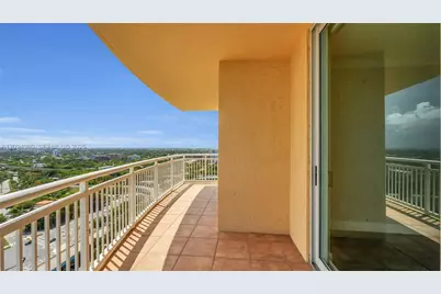 2475 Brickell Ave #2501, Miami, FL 33129 - Photo 7
