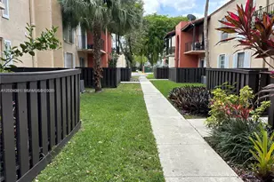 10744 N Kendall, Miami, FL 33176 - Photo 15