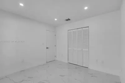 9703 NW 127th St, Hialeah Gardens, FL 33018 - Photo 21