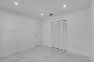 9703 NW 127th St, Hialeah Gardens, FL 33018 - Photo 21